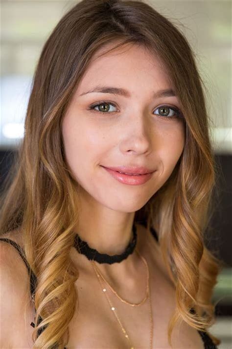 Mila Azul: Movies, TV, and Bio